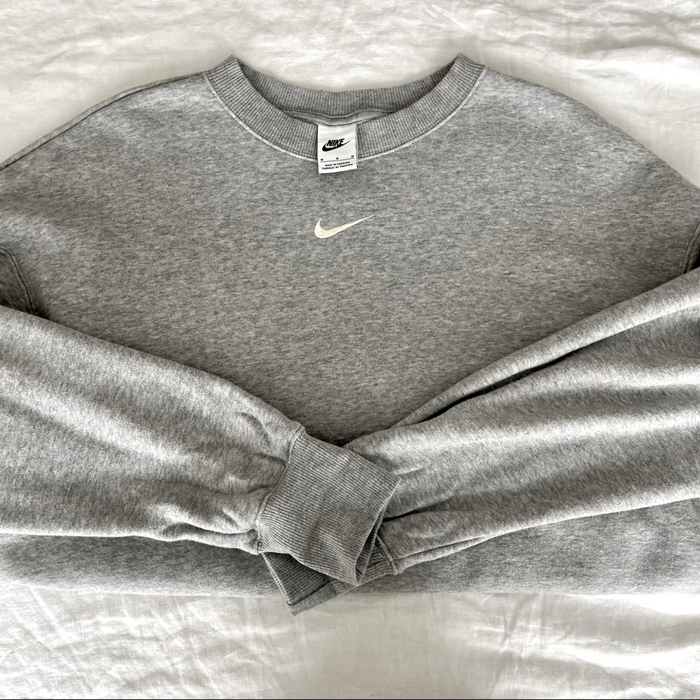 oversized Nike crew neck